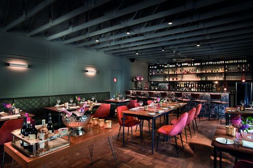 Ekskluzywny azyl w miejskiej scenerii - hotel The Peech z niezwykłą koncepcją projektową